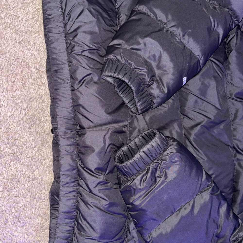 The North Face Women's Puffer Jacket - Picture 7 of 14